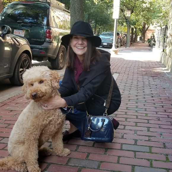 Meet your Posher, Beka - Picture 2 of 4